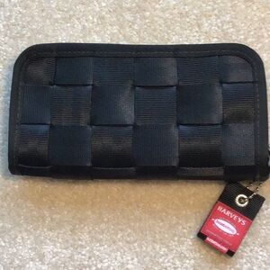 Harvey’s Seatbelt Wallet NWOT